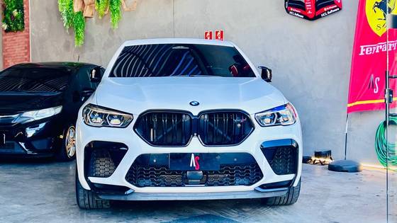 BMW X6 4.4 V8 BITURBO GASOLINA M COMPETITION AUTOMÁTICO BMW X6 4.4 V8 BITURBO GASOLINA M COMPETITION AUTOMÁTICO